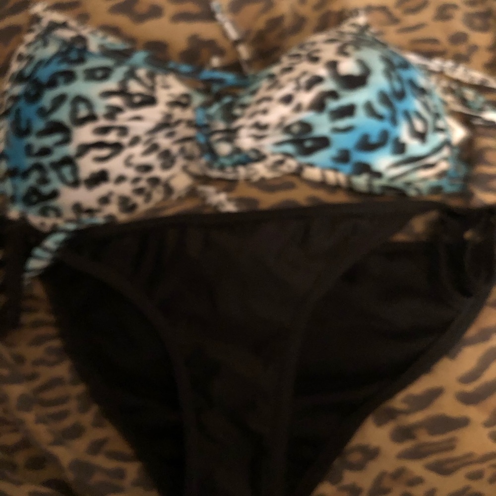 blue leopard print size small bikini top